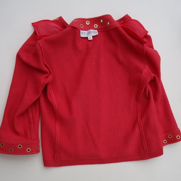 SIZE 10. ST. JOHN Collection coral crepe knit button up blazer. - Picture 10 of 16